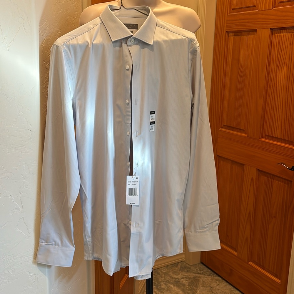 Perry Ellis Premium NWT Light Grey Men’s Shirt Size 15 1/2 / 34/35
